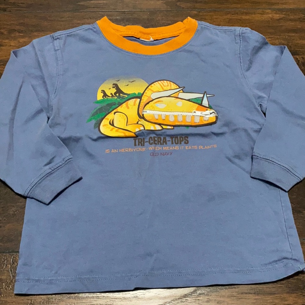 Old Navy triceratops dinosaur shirt sz 5